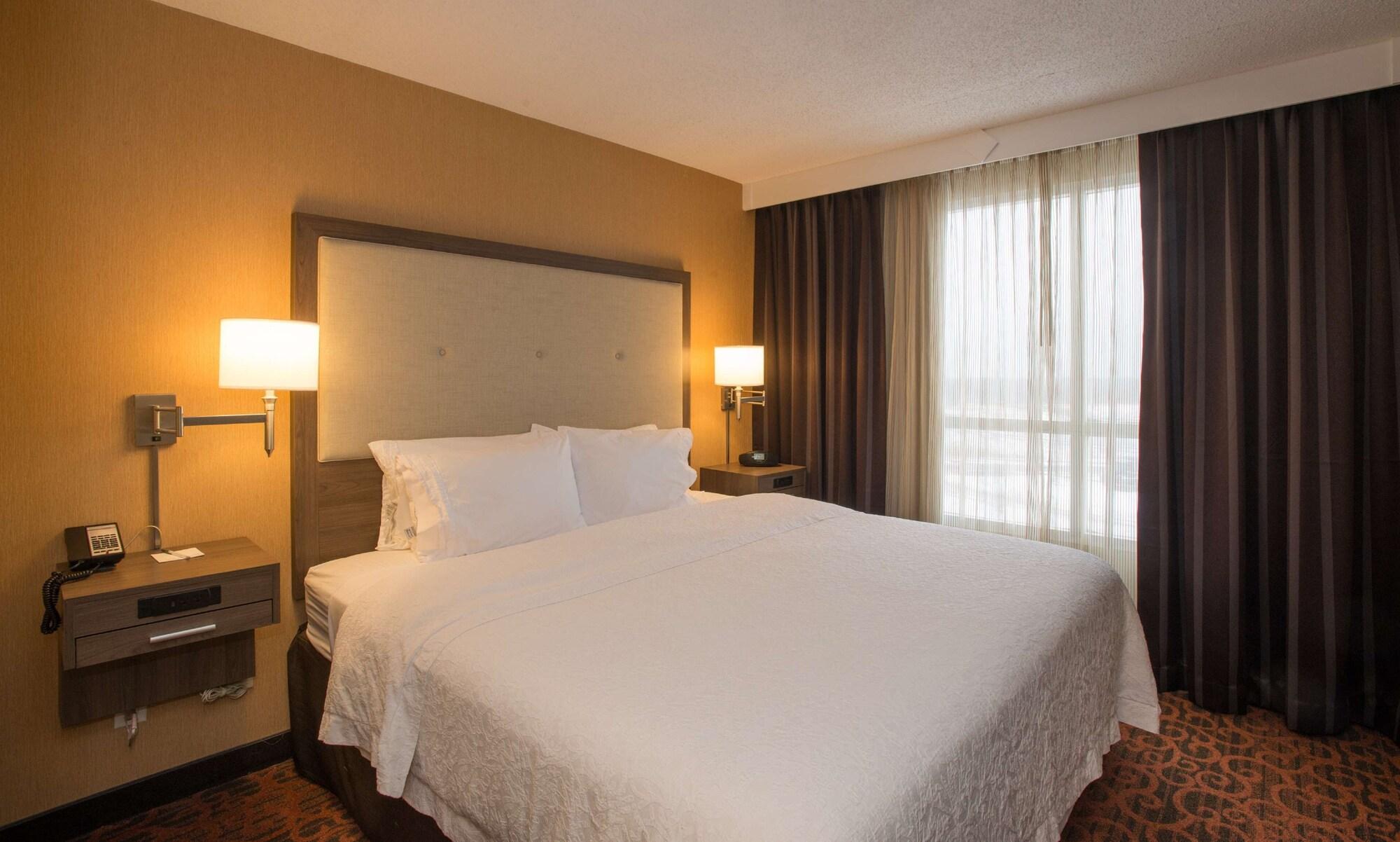 Hampton Inn Toronto-Mississauga West Kültér fotó