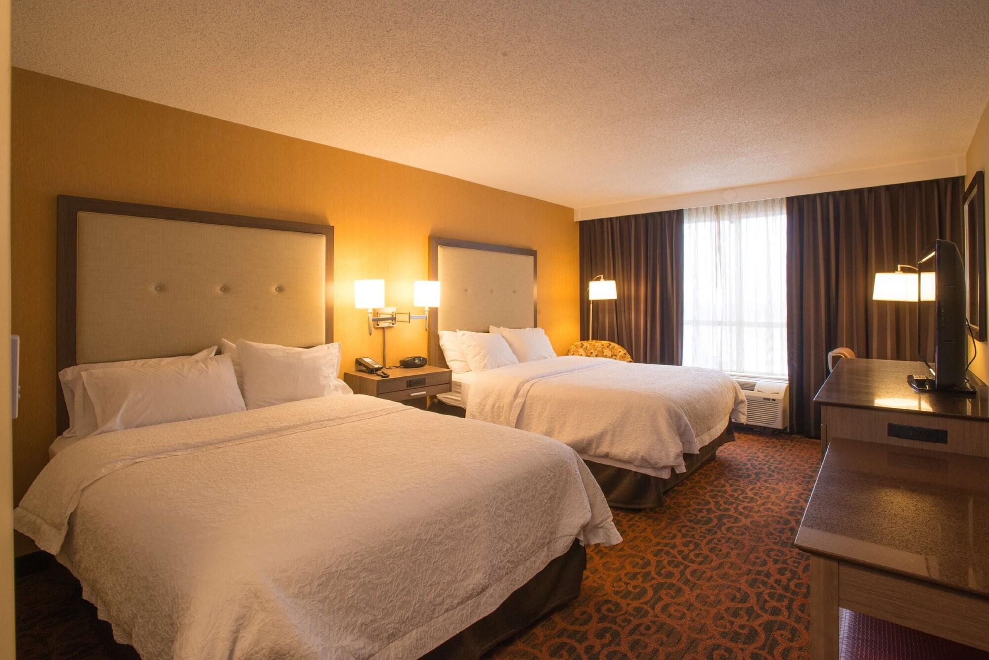 Hampton Inn Toronto-Mississauga West Kültér fotó