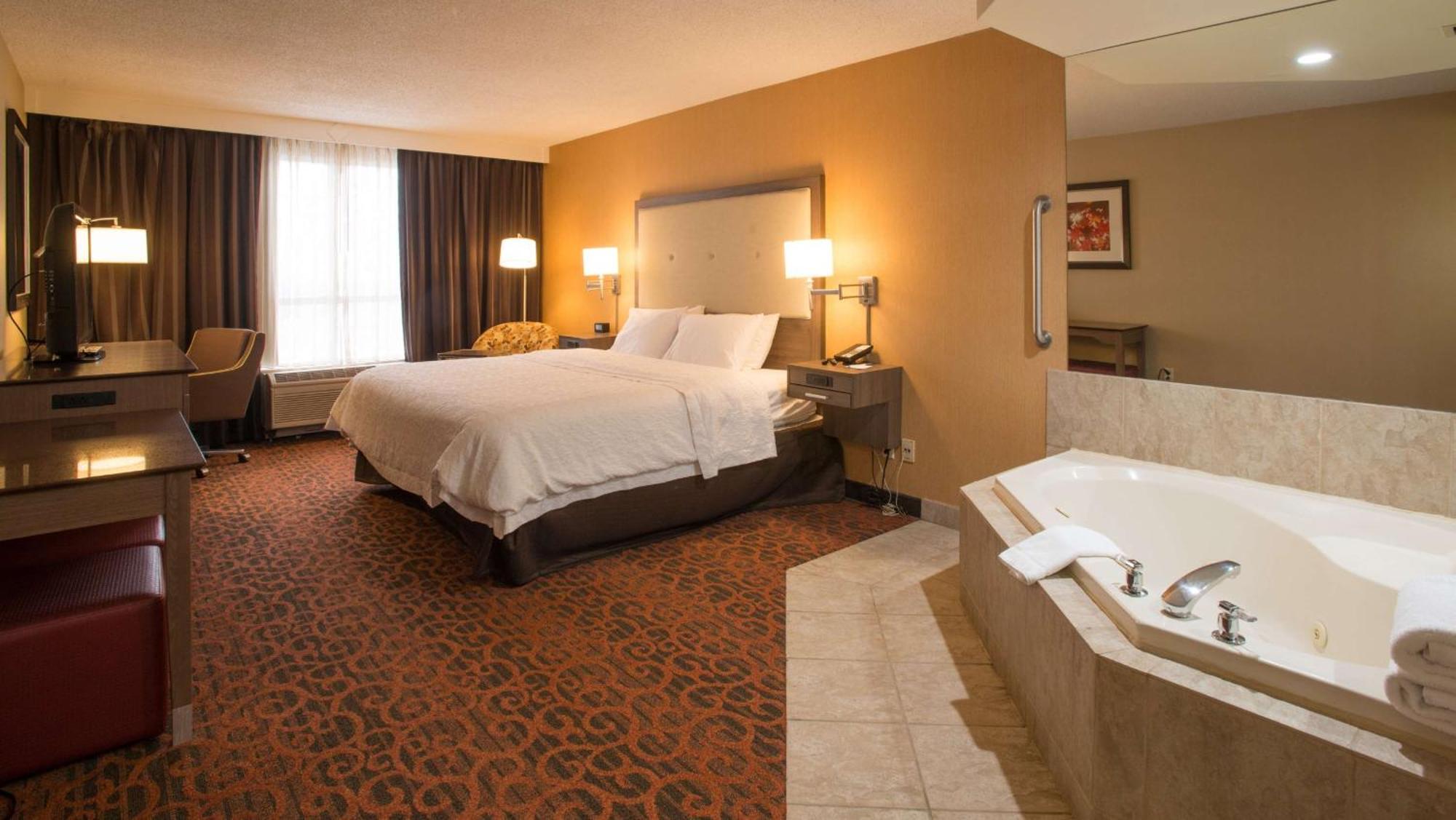 Hampton Inn Toronto-Mississauga West Kültér fotó