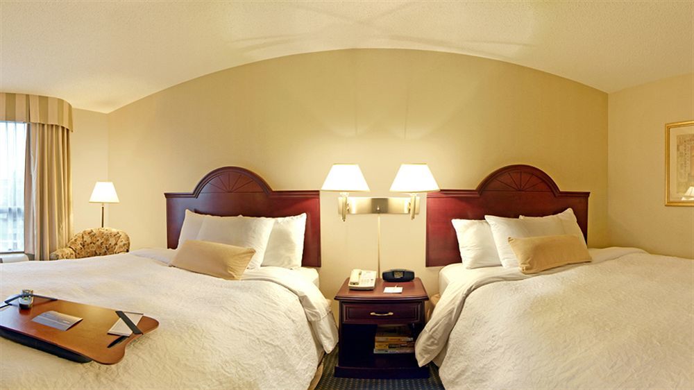 Hampton Inn Toronto-Mississauga West Kültér fotó